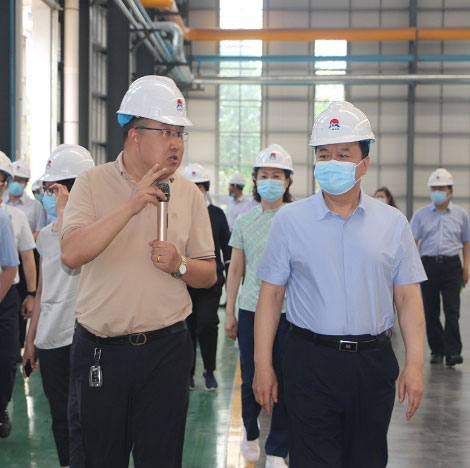 郑州市人大常委会党组书记、主任周强盛到公司参观领导