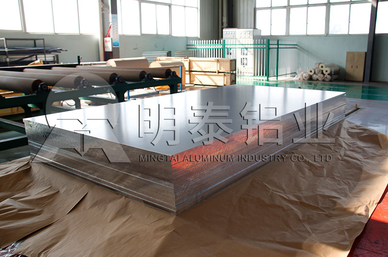 用于汽车-模具-百叶窗5052铝板几多钱一吨？厂家为您具体介绍