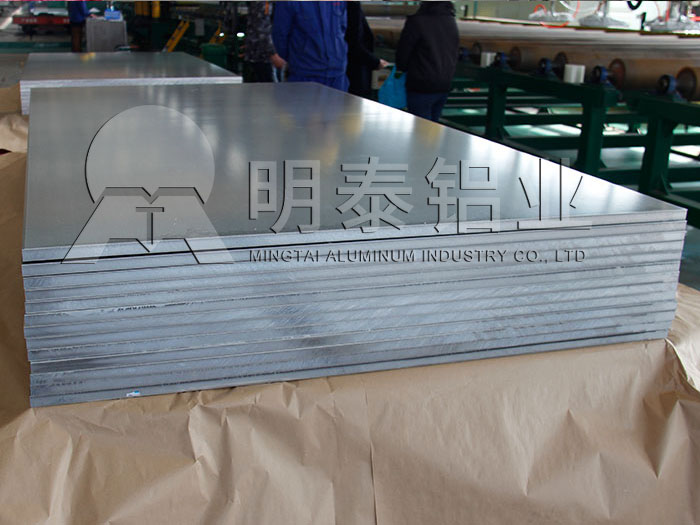 铝板厂家_灯具用1060热轧铝板价值 铝板厂家_灯具用1060热轧铝板价值
